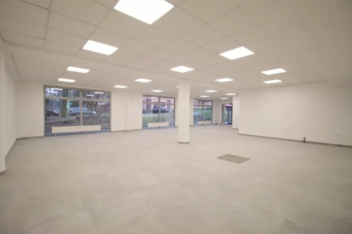 Pronájem obchodního prostoru, Chodov, náměstí ČSM, 180 m2