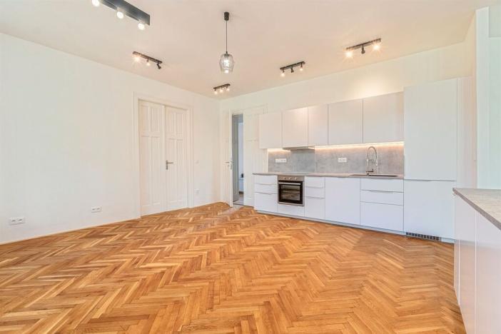 Pronájem bytu 3+1, Prostějov, nám. Edmunda Husserla, 114 m2