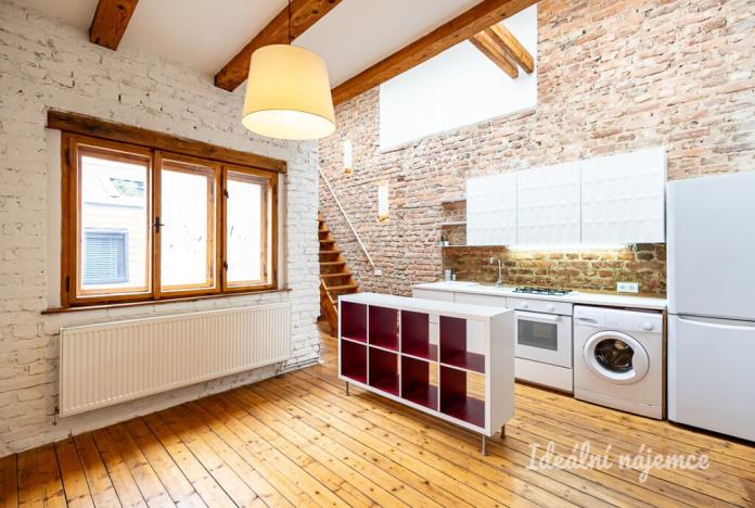 Pronájem bytu 1+kk, Praha - Nusle, Boleslavova, 37 m2