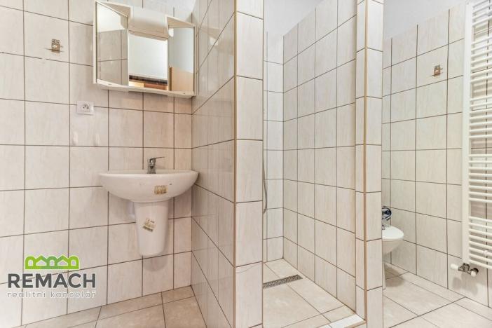 Pronájem bytu 2+kk, Hronov - Velký Dřevíč, 50 m2