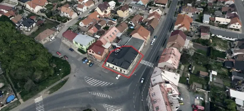 Prodej obchodního prostoru, Kralupy nad Vltavou - Mikovice, Lidové nám., 671 m2