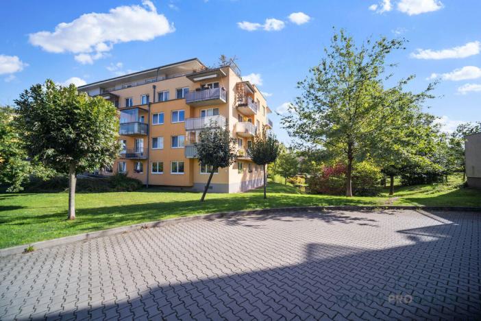 Prodej bytu 3+1, Praha - Čakovice, Hakenova, 83 m2