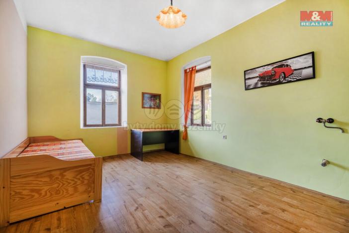 Prodej rodinného domu, Horní Police, 9. května, 276 m2