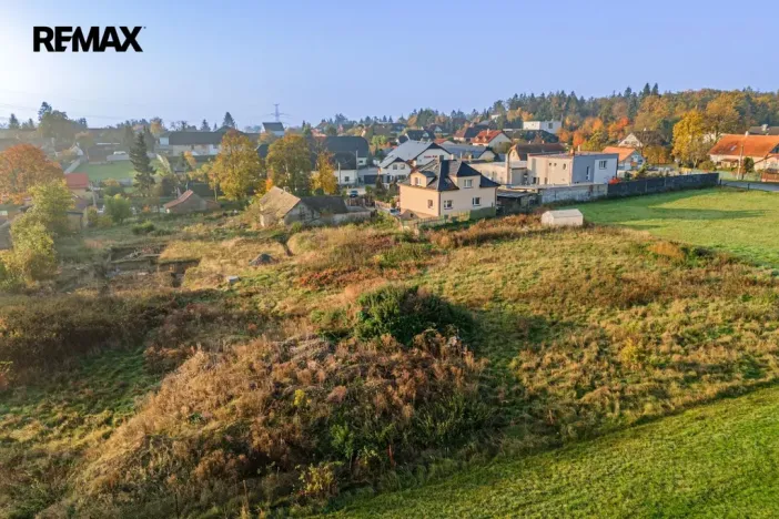 Prodej pozemku pro bydlení, Březová-Oleško - Březová, Hlavní, 4997 m2