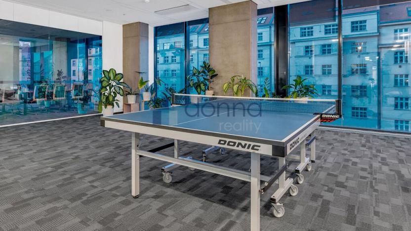 Pronájem kanceláře, Praha - Vokovice, Evropská, 282 m2