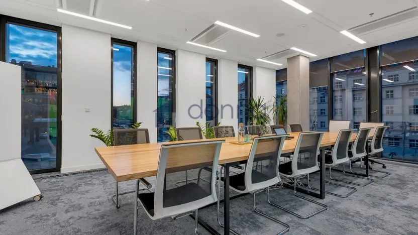 Pronájem kanceláře, Praha - Vokovice, Evropská, 282 m2