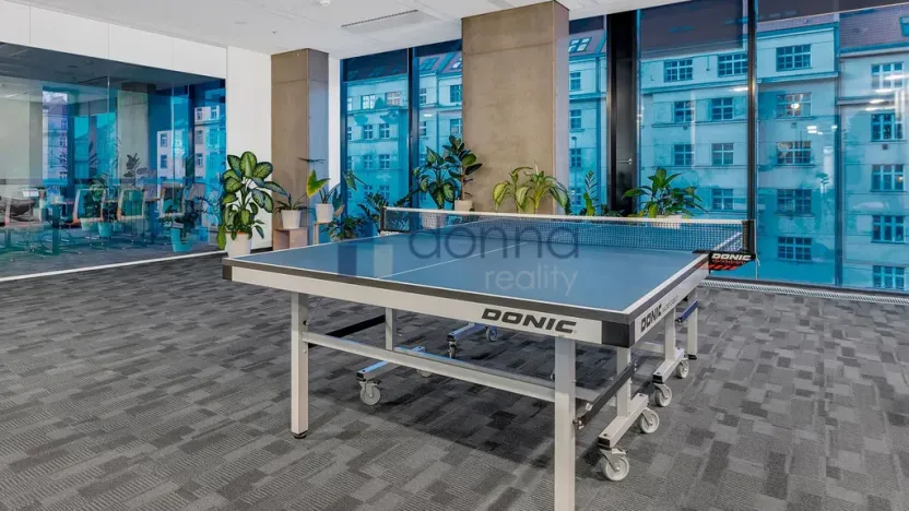 Pronájem kanceláře, Praha - Vokovice, Evropská, 282 m2