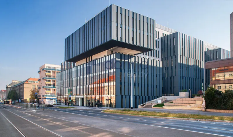 Pronájem kanceláře, Praha - Vokovice, Evropská, 520 m2