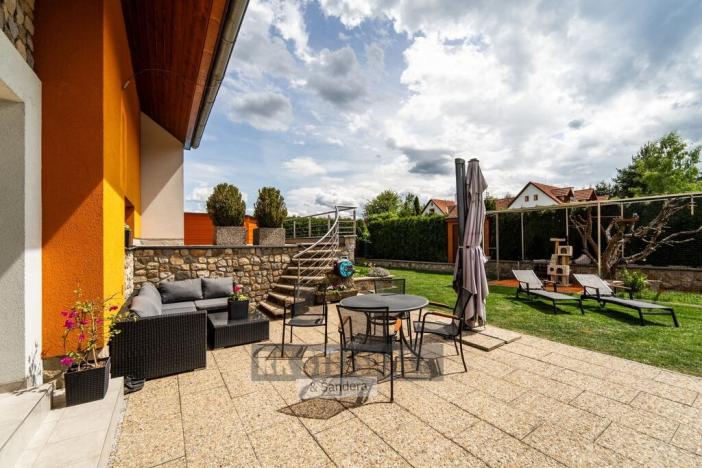 Prodej rodinného domu, Dubné, 261 m2