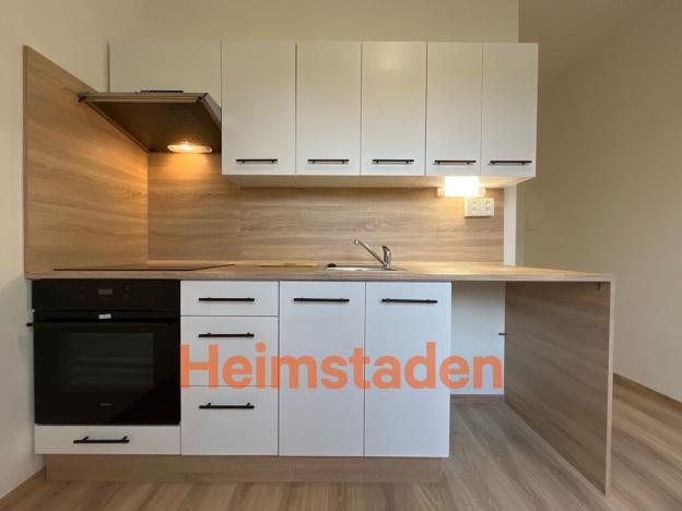 Pronájem bytu 2+1, Havířov - Město, Národní třída, 52 m2