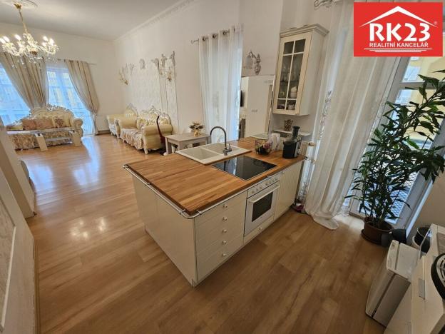 Prodej bytu 2+kk, Mariánské Lázně, Masarykova, 68 m2