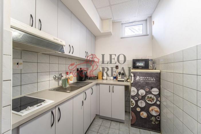 Prodej skladu, Sedlec-Prčice - Uhřice, 800 m2