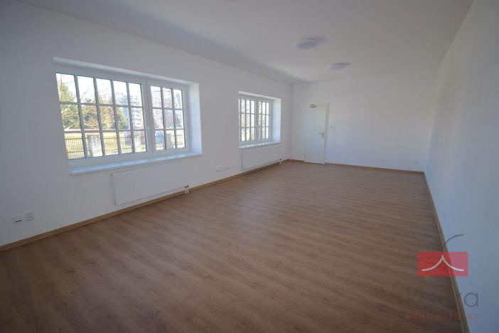 Pronájem komerční nemovitosti, Humpolec, Na Závodí, 496 m2