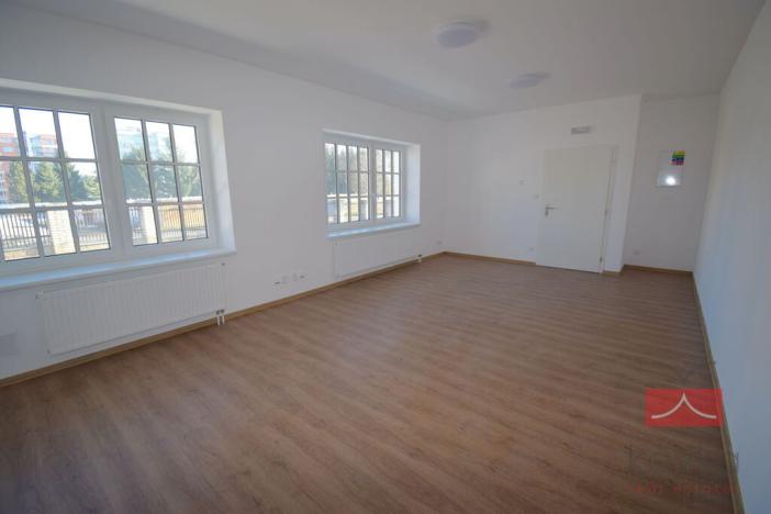 Pronájem komerční nemovitosti, Humpolec, Na Závodí, 496 m2