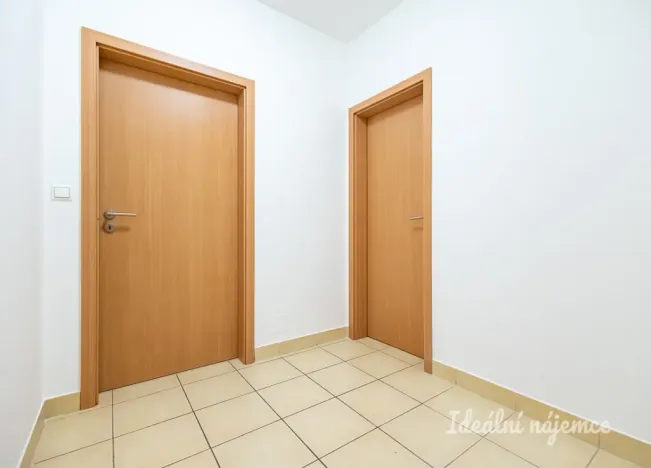 Pronájem bytu 2+kk, Praha - Hloubětín, Nepelova, 58 m2