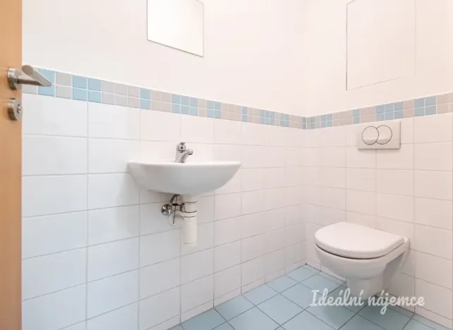Pronájem bytu 2+kk, Praha - Hloubětín, Nepelova, 58 m2