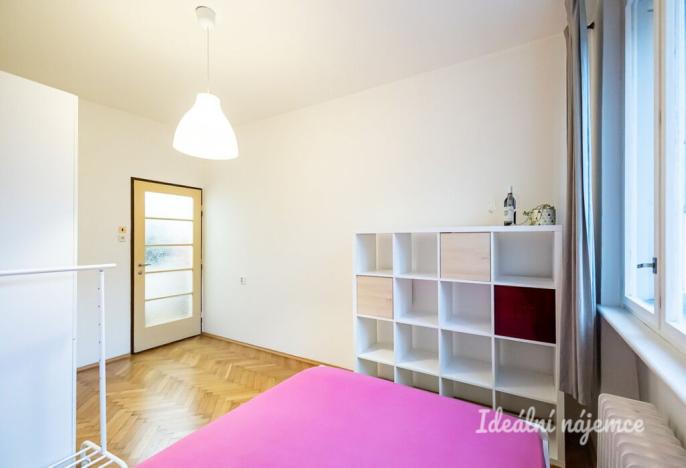 Pronájem bytu 1+kk, Praha - Vinohrady, Sobotecká, 18 m2