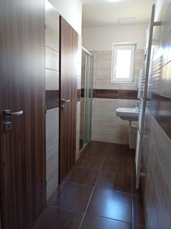 Prodej komerční nemovitosti, Drnholec, Polní, 830 m2