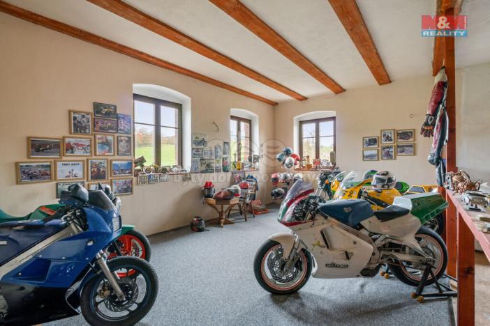 Prodej rodinného domu, Povrly, Český Bukov, 580 m2