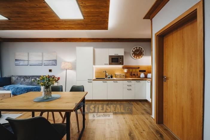 Pronájem bytu 2+kk, Frymburk, 63 m2