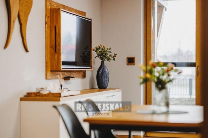 Pronájem bytu 2+kk, Frymburk, 63 m2