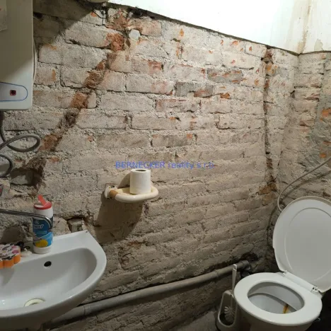 Pronájem obchodního prostoru, Hradec Králové, Švehlova, 85 m2