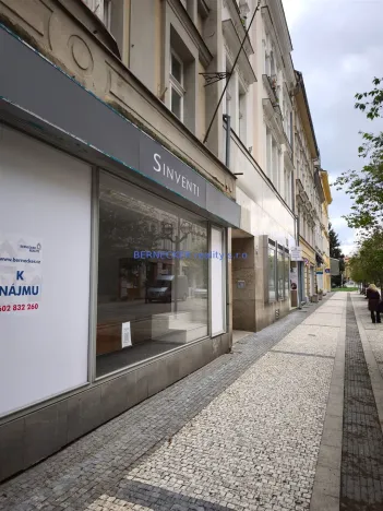 Pronájem obchodního prostoru, Hradec Králové, Švehlova, 85 m2