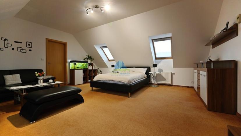 Prodej rodinného domu, Cheb - Skalka, Komorní Dvůr, 169 m2