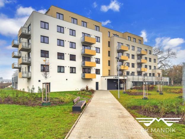 Pronájem bytu 2+kk, Praha - Kbely, Sedlářova, 51 m2