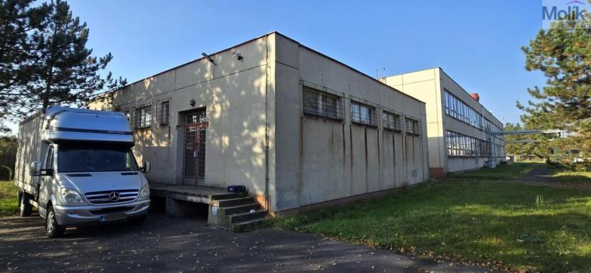 Pronájem komerční nemovitosti, Malé Březno, 210 m2