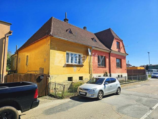 Prodej rodinného domu, Okříšky, Tyršova, 204 m2
