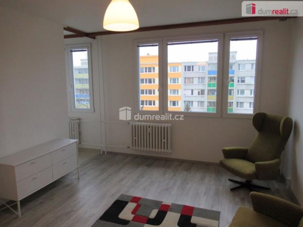 Pronájem bytu 1+kk, Praha - Prosek, Bílinská, 27 m2