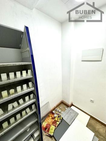 Pronájem obchodního prostoru, Bor, náměstí Republiky, 70 m2