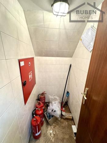 Pronájem obchodního prostoru, Bor, náměstí Republiky, 70 m2