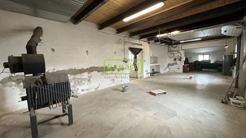 Pronájem skladu, Žatčany, 845 m2