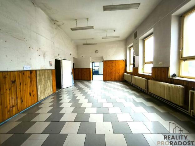 Prodej rodinného domu, Dnešice - Černotín, 268 m2