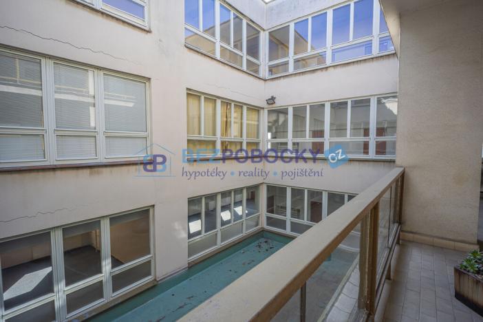 Pronájem kanceláře, Havlíčkův Brod, Havlíčkovo náměstí, 1200 m2