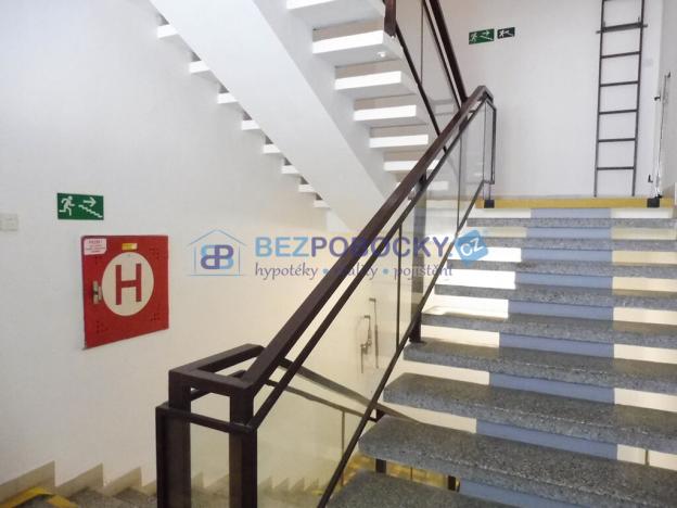 Pronájem kanceláře, Havlíčkův Brod, Havlíčkovo náměstí, 1200 m2