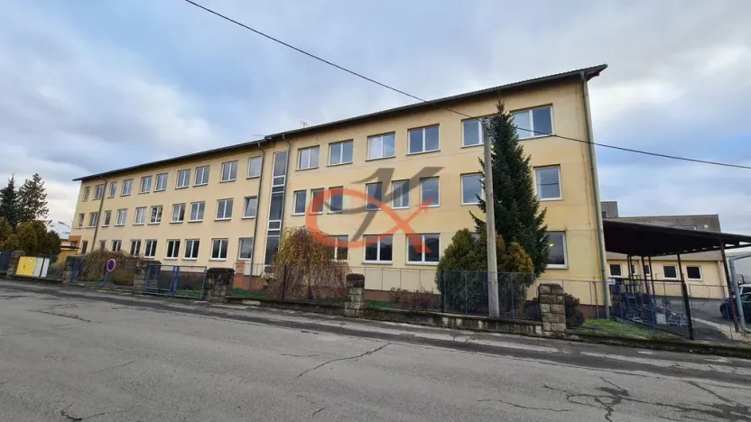 Pronájem kanceláře, Valašské Meziříčí, Jiráskova, 20 m2