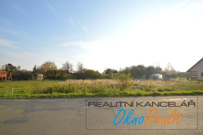 Prodej pozemku pro bydlení, Lazníky, 1202 m2