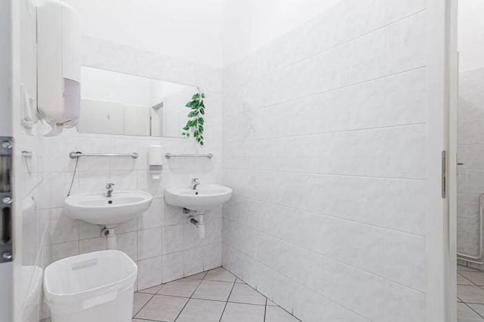 Pronájem kanceláře, Praha - Stodůlky, Jeremiášova, 1000 m2