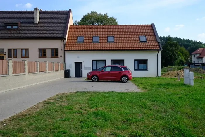 Pronájem bytu 2+kk, Záhorovice, 49 m2