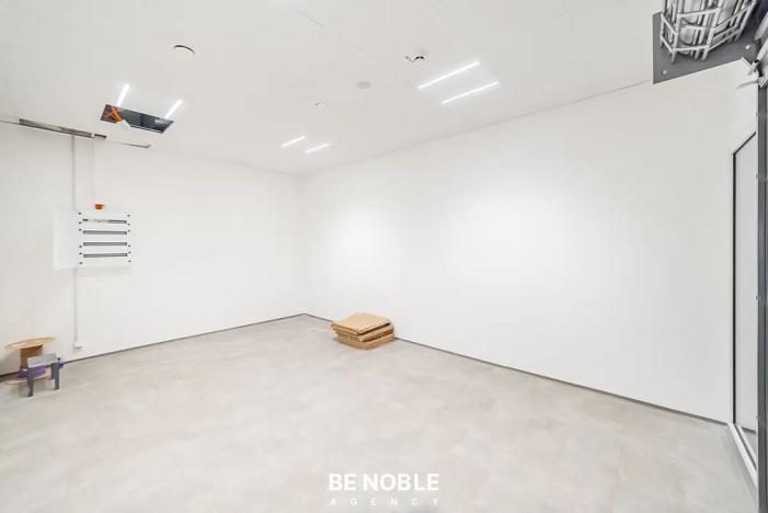 Pronájem obchodního prostoru, Benešov, Vnoučkova, 23 m2