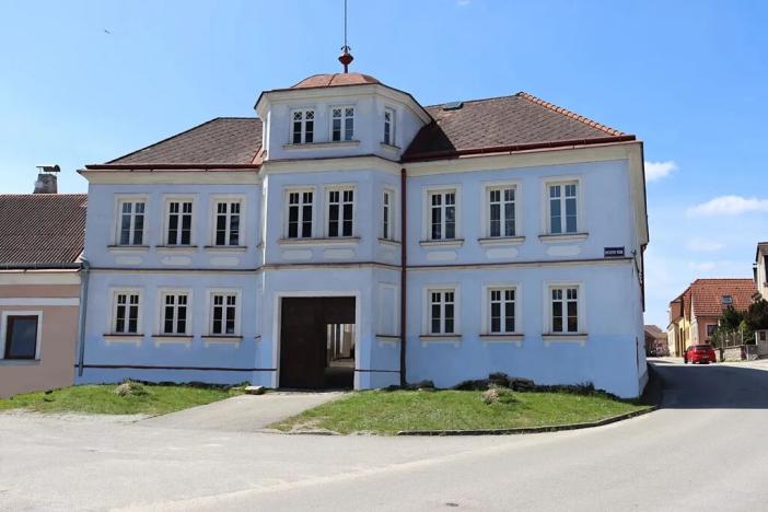 Prodej apartmánu, Nová Bystřice, 1866 m2