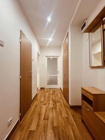 Pronájem bytu 2+1, Ostrava - Poruba, Francouzská, 48 m2