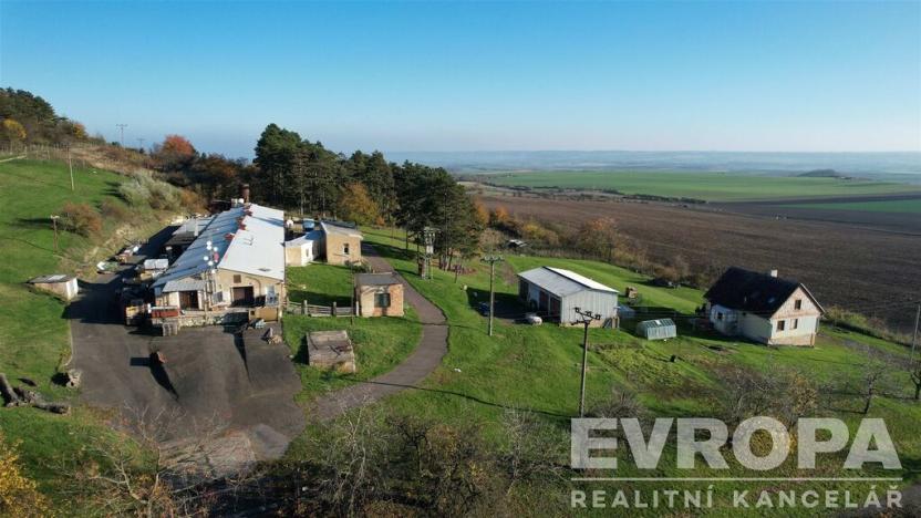 Prodej výrobních prostor, Libčeves, okres louny, 1700 m2