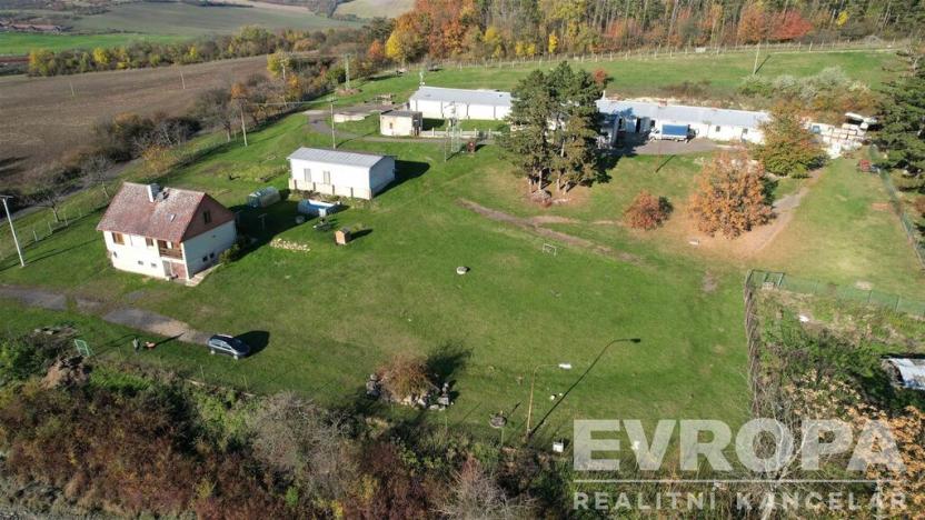 Prodej výrobních prostor, Libčeves, okres louny, 1700 m2