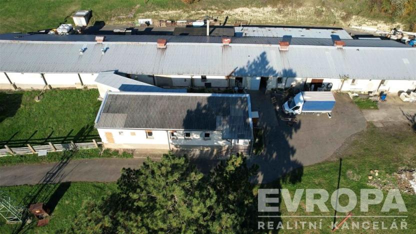 Prodej výrobních prostor, Libčeves, okres louny, 1700 m2