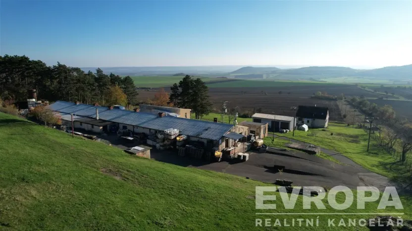 Prodej výrobních prostor, Libčeves, okres louny, 1700 m2