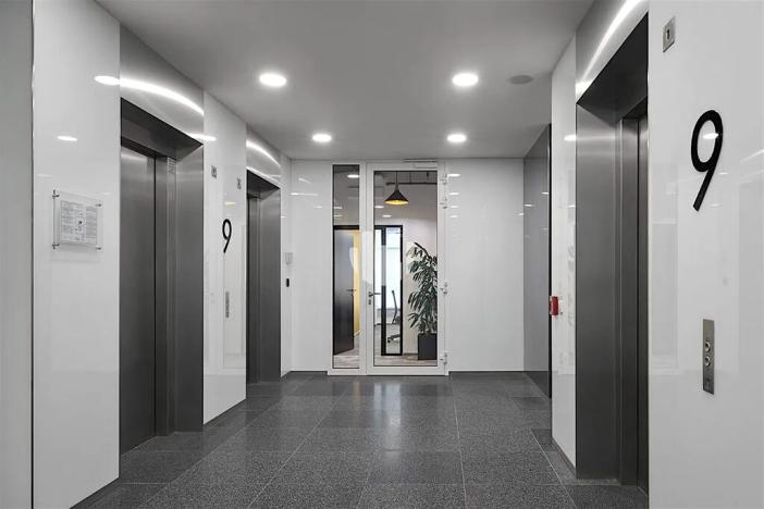 Pronájem kanceláře, Praha - Stodůlky, Bucharova, 1163 m2